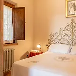 Vista Del 12, Emma