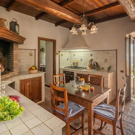 Villa Vista Del 12, Emma Guardea